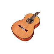 Angled close-up front body view of C9 Crossover ukulele thumb