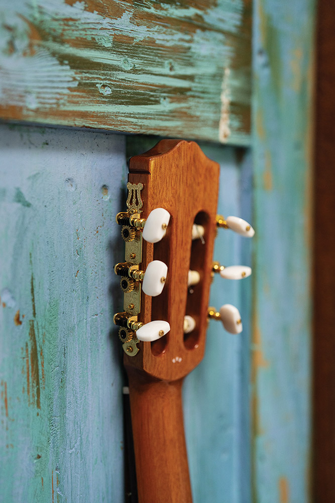 Close-up front of the headstock of C5