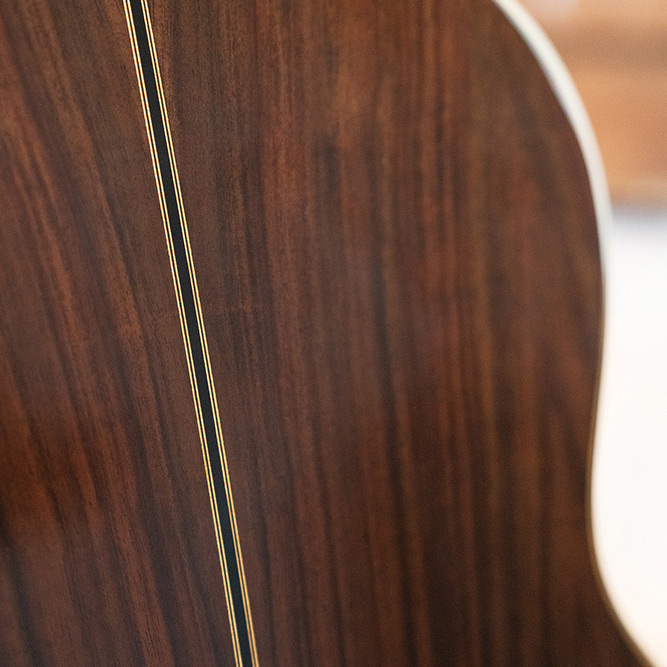 Angled top down view of the back of the C7-SP thumbnail