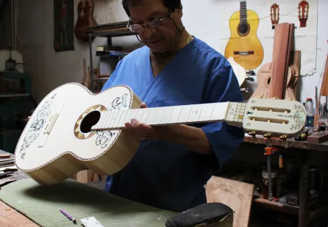 “Getting It Right:” Fretboard Journal On The Coco X Córdoba Replica