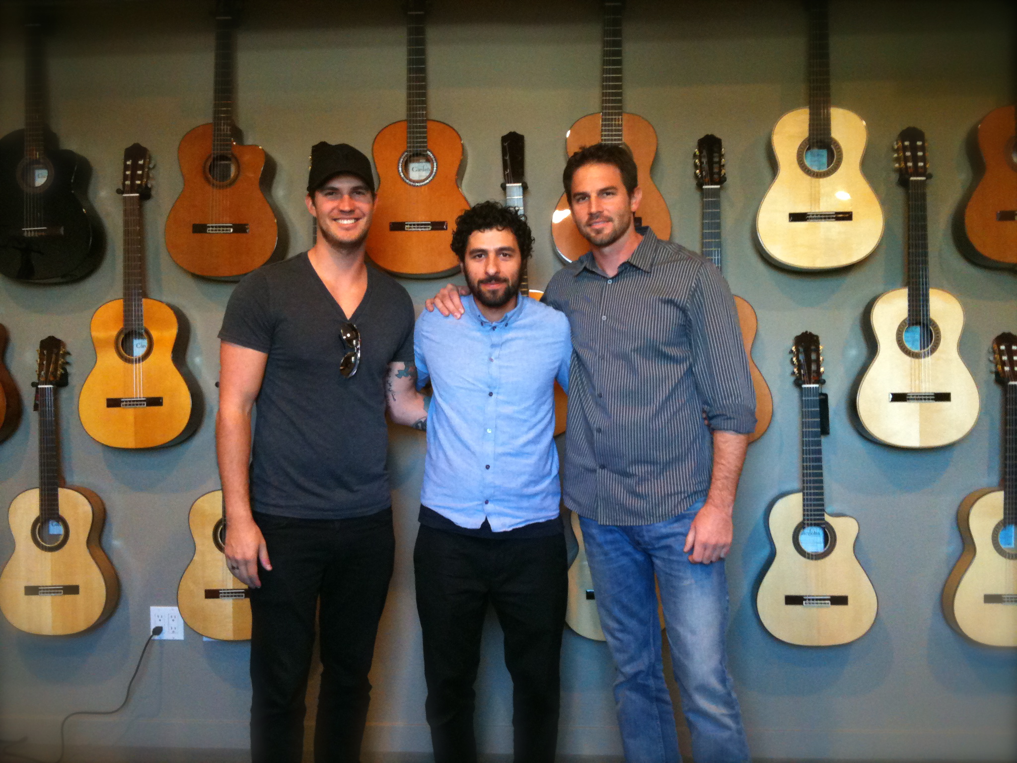 Jose Gonzalez Visits C rdoba HQ Cordoba Guitars